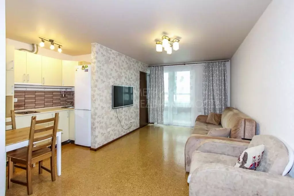 Студия Тюменская область, Тюмень ул. Ю.-Р.Г. Эрвье, 24 (30.0 м) - Фото 1