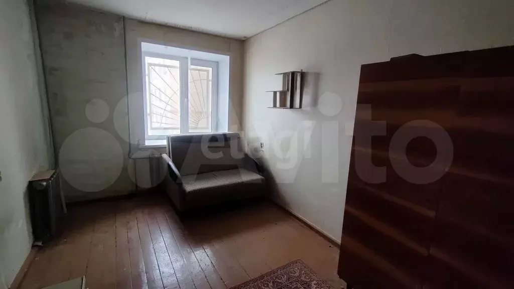 Комната 11,8 м в 1-к., 1/5 эт. - Фото 0