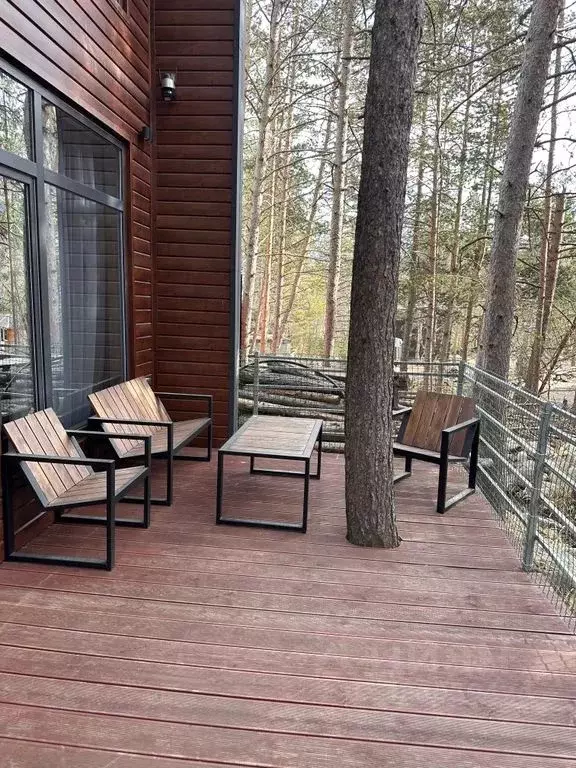 Дом в Кабардино-Балкария, Эльбрусский район, с. Терскол ул. ... - Фото 2