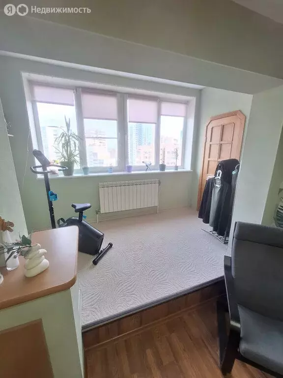 3-комнатная квартира: Нижний Новгород, жилой район Мещерское Озеро, ... - Фото 2