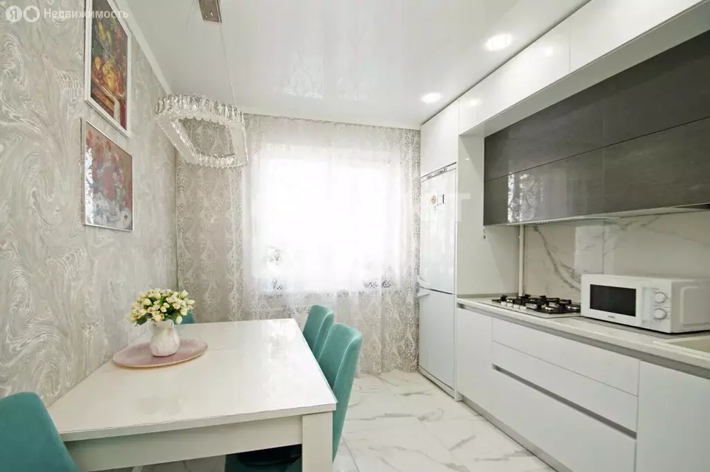 2-комнатная квартира: Омск, улица Маяковского, 48 (51 м) - Фото 2