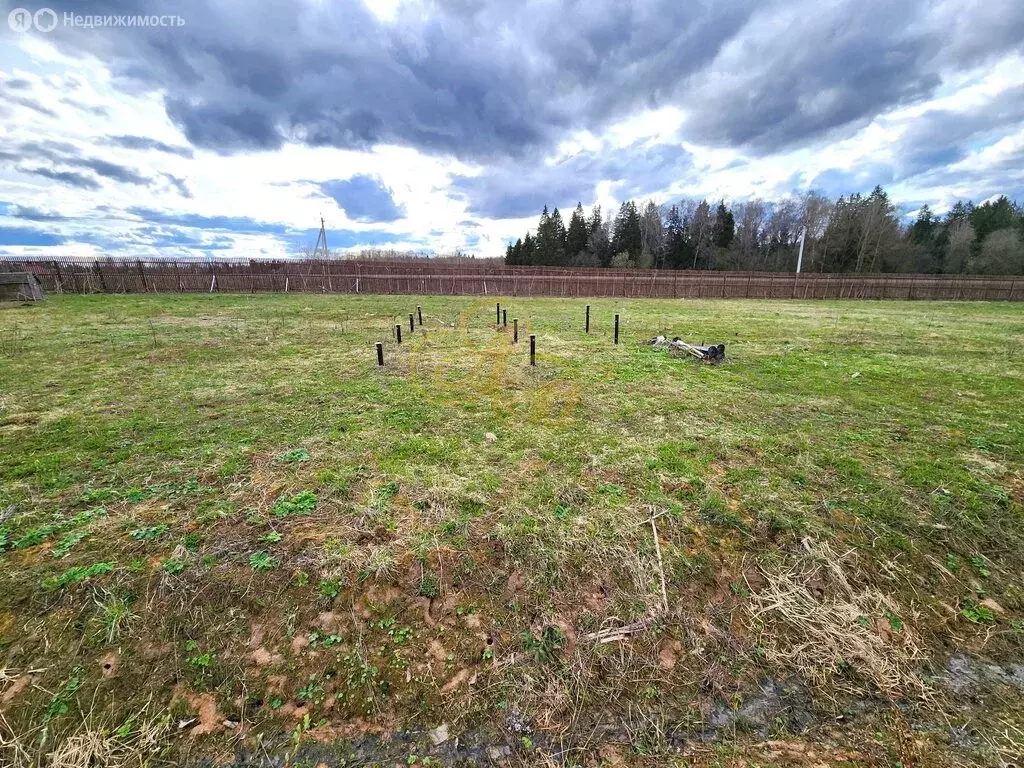 Участок в Московская область, городской округ Клин, коттеджный посёлок ... - Фото 1