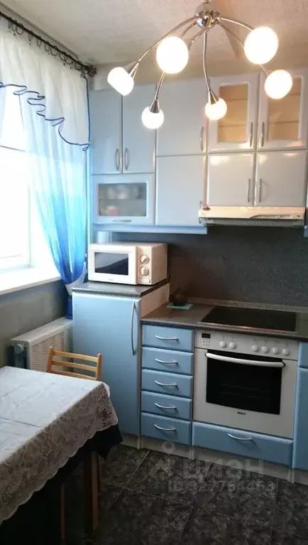 2-к кв. Московская область, Лобня ул. Крупской, 22 (52.0 м) - Фото 2