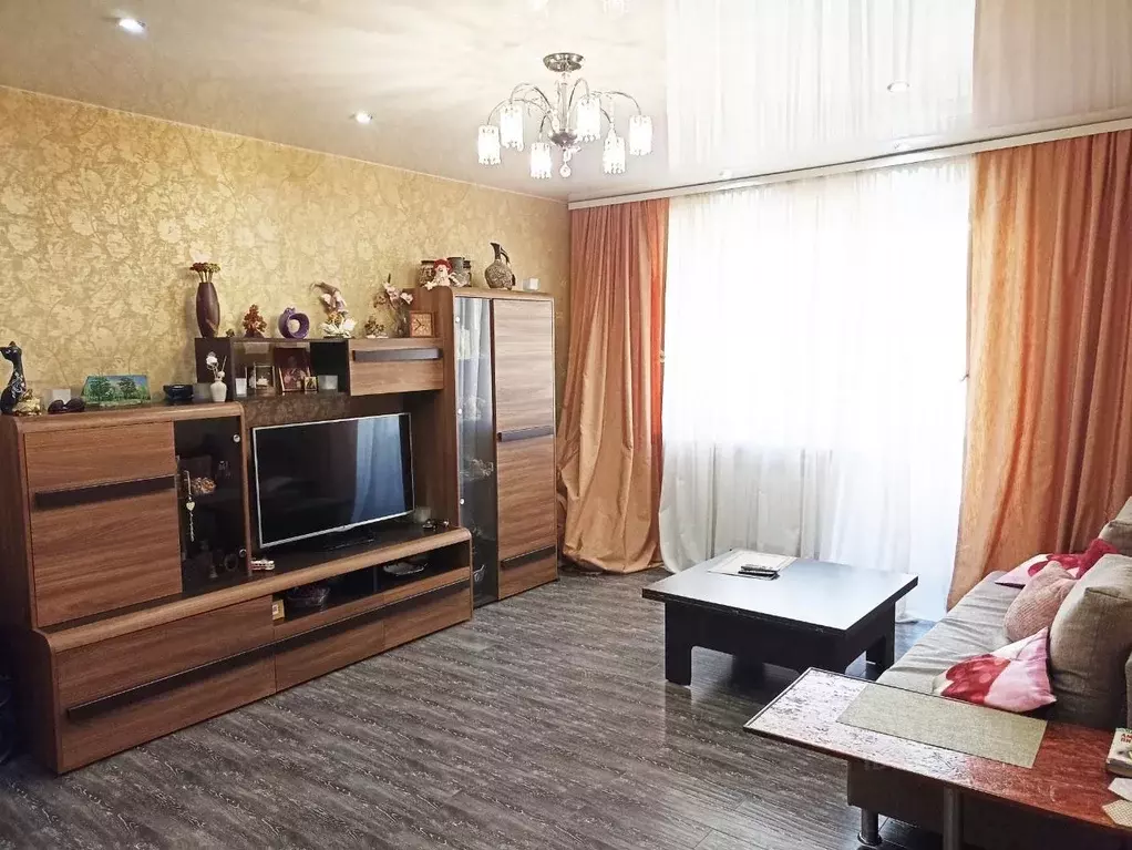 3-к кв. Новосибирская область, Новосибирск ул. Есенина, 25 (60.2 м) - Фото 0