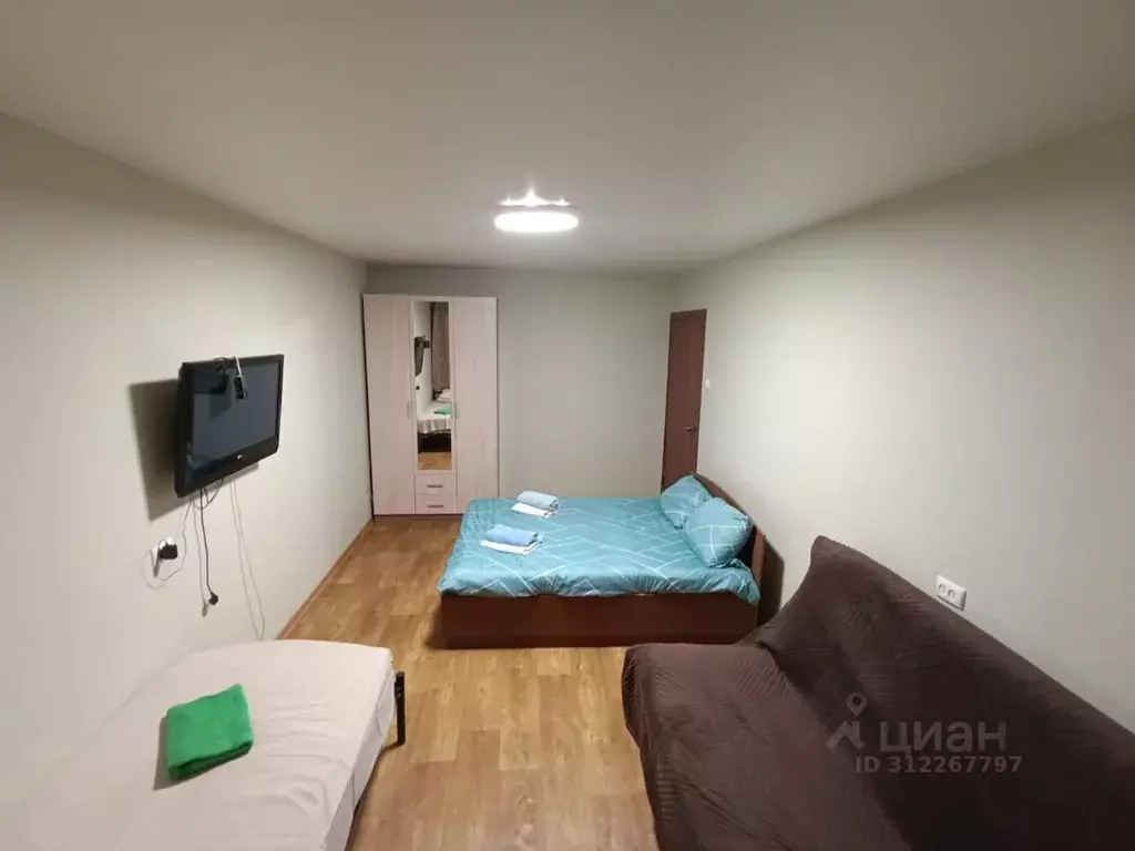 2-к кв. Владимирская область, Владимир ул. Комиссарова, 35 (60.0 м) - Фото 1