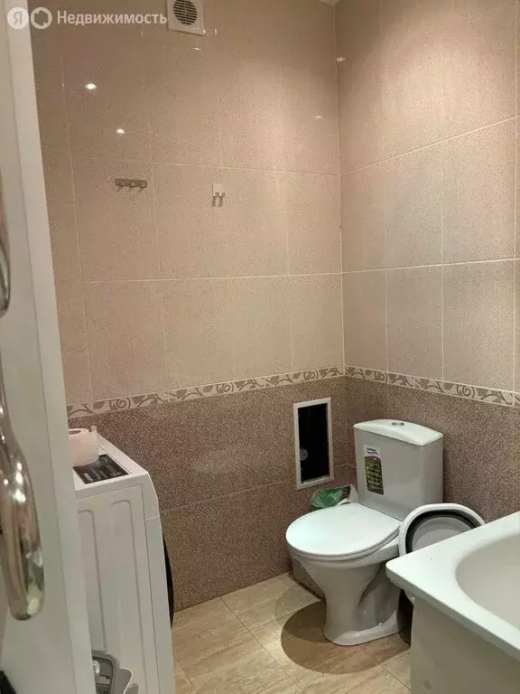 1-комнатная квартира: Тюмень, улица Николая Фёдорова, 17 (40.9 м) - Фото 1
