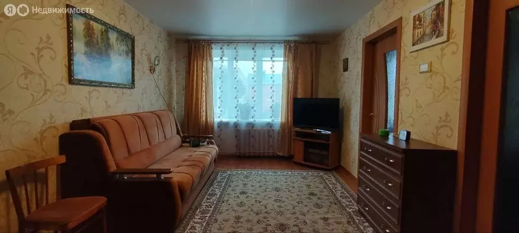 4-комнатная квартира: Боровичи, Пушкинская улица, 43 (60 м) - Фото 1