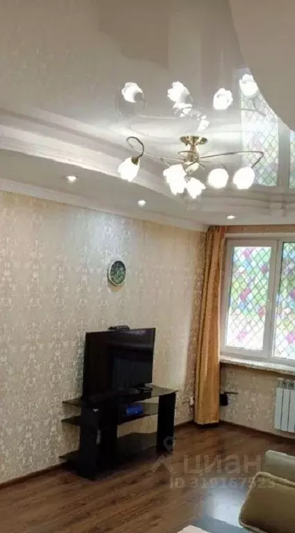 2-к кв. Крым, Симферополь ул. Кечкеметская, 94 (52.0 м) - Фото 1