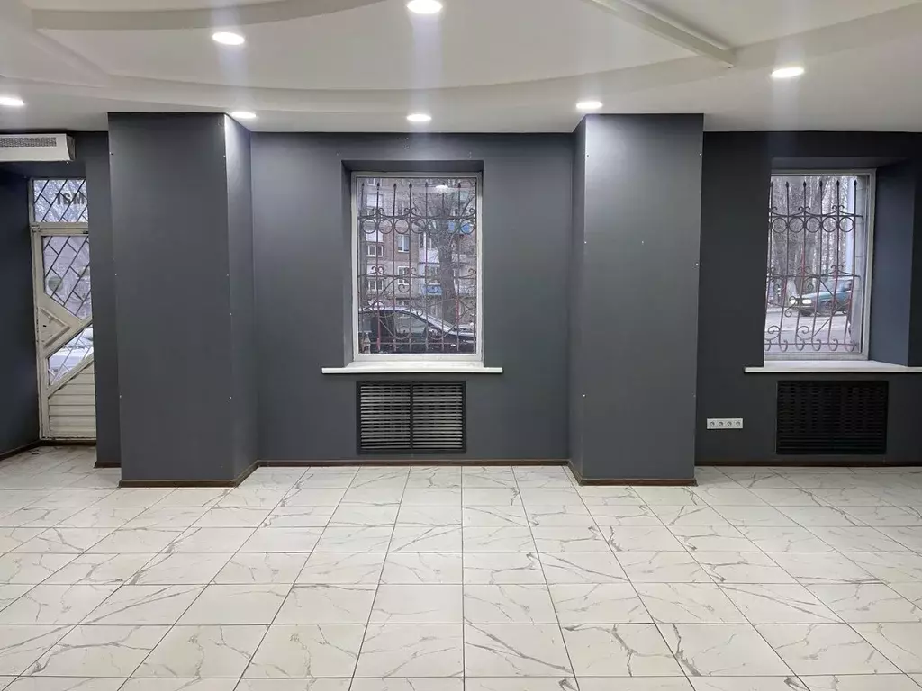 Помещение свободного назначения в Саратовская область, Саратов ул. ... - Фото 2