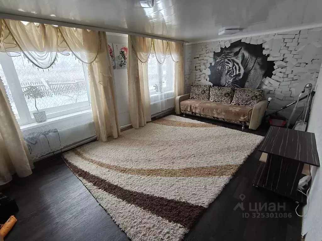 Дом в Челябинская область, Еманжелинск Октябрьская ул., 2 (84 м) - Фото 1