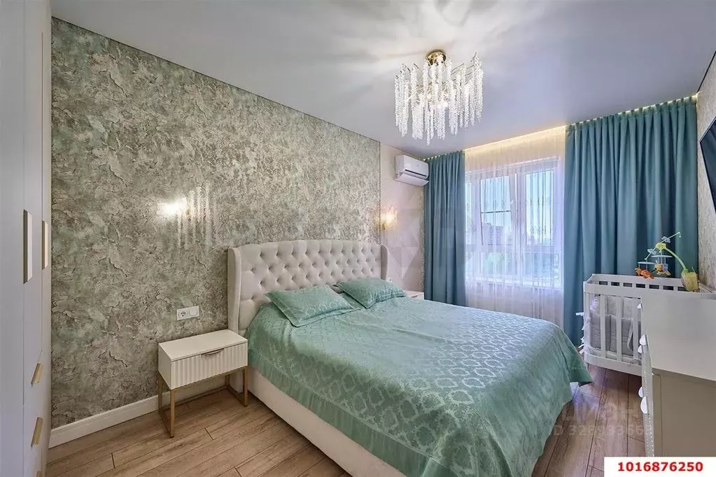 3-к кв. Краснодарский край, Краснодар ул. Им. Мурата Ахеджака (75.0 м) - Фото 1