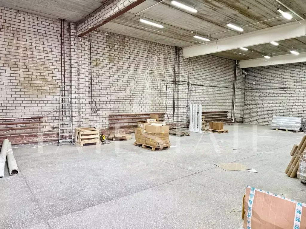 Производственное помещение в Татарстан, Казань ул. Рахимова, 16 (1740 ... - Фото 1