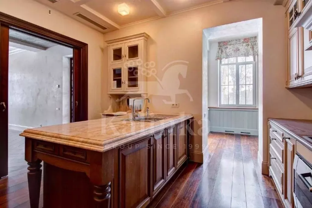 6-к кв. Московская область, Красногорск городской округ, с. ... - Фото 1