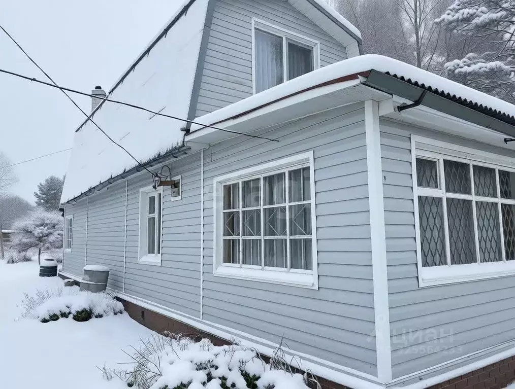 Дом в Ленинградская область, Сланцевский район, Загривское с/пос, д. ... - Фото 1