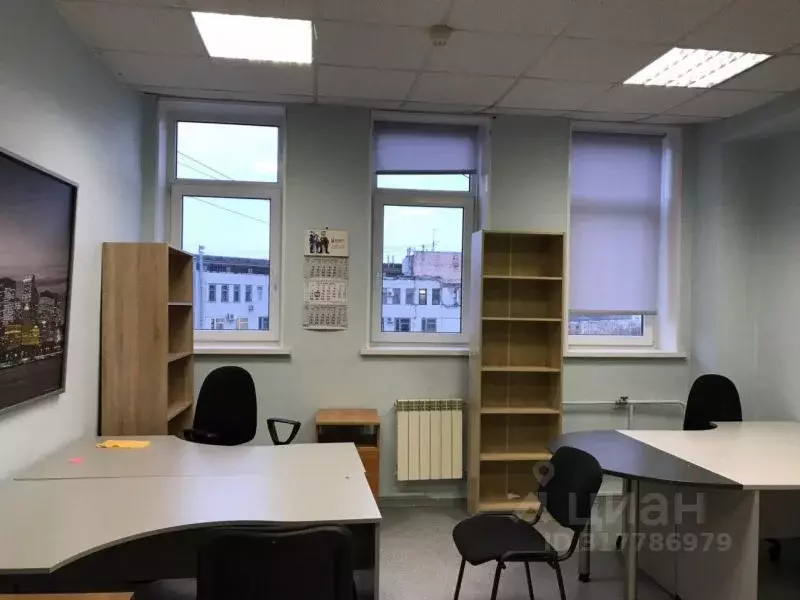 Офис в Санкт-Петербург пл. Конституции, 2 (44 м) - Фото 0