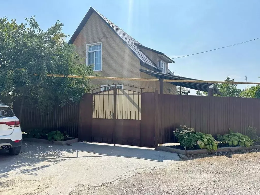 Дом в Краснодарский край, Славянск-на-Кубани Партизанская ул., 126 ... - Фото 0