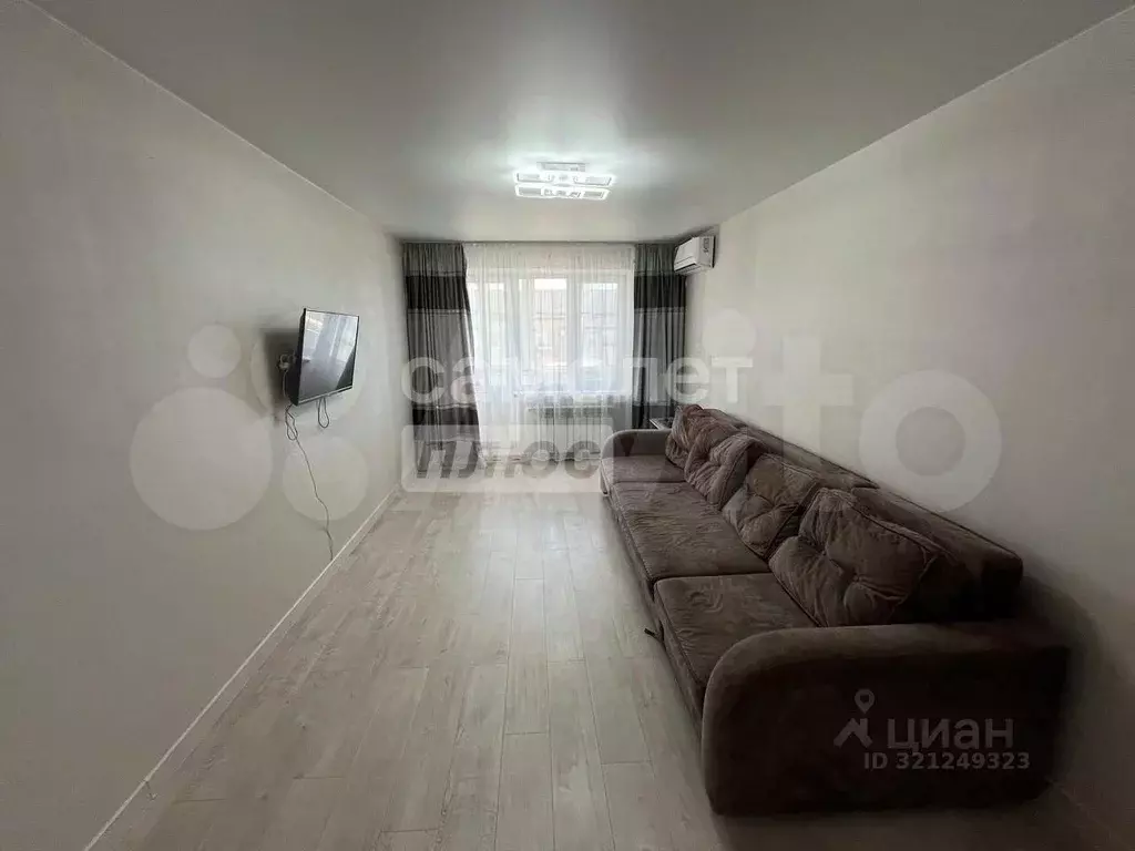 3-к кв. Калмыкия, Элиста Ипподромная ул., 107к3 (72.0 м) - Фото 0