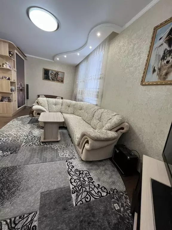 1-к кв. Башкортостан, Кумертау ул. Мажита Гафури, 28 (44.0 м) - Фото 1