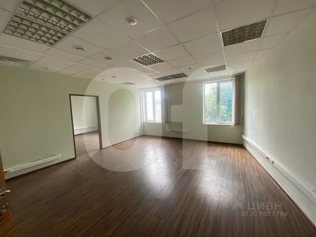 Офис в Москва ул. Остоженка, 28 (248 м) - Фото 1