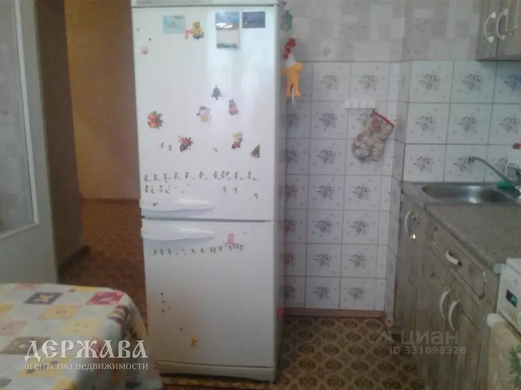 3-к кв. Белгородская область, Старый Оскол Королева мкр, 10 (65.0 м) - Фото 1