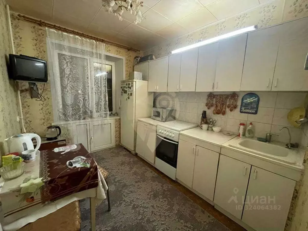 2-к кв. Белгородская область, Старый Оскол Жукова мкр, 47 (50.0 м) - Фото 1