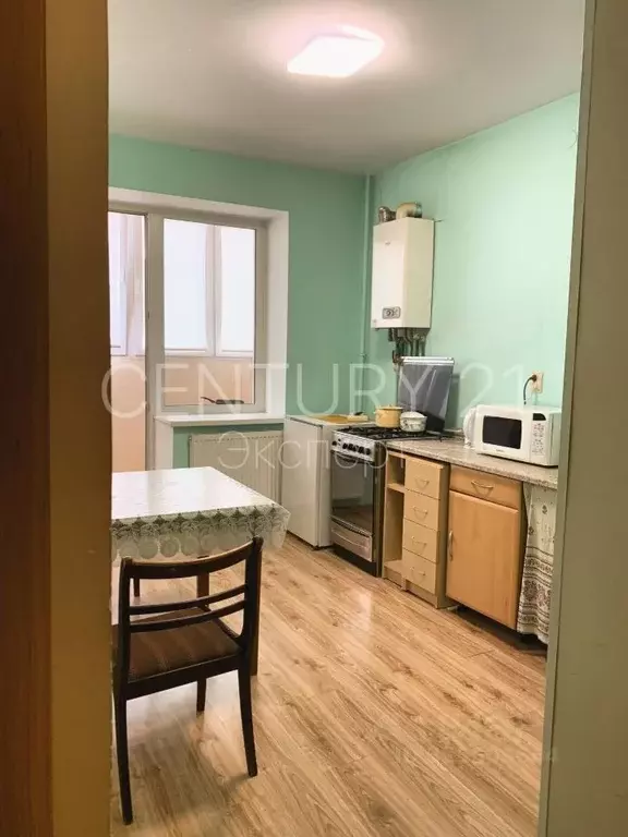 1-к кв. Калининградская область, Калининград Юбилейная ул., 8 (36.0 м) - Фото 2