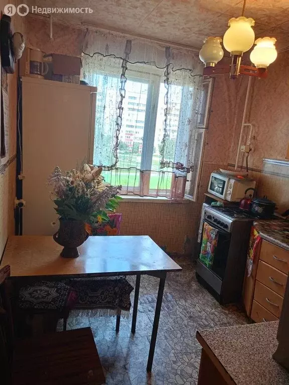 3-комнатная квартира: Магнитогорск, улица Калмыкова, 7 (65 м) - Фото 1