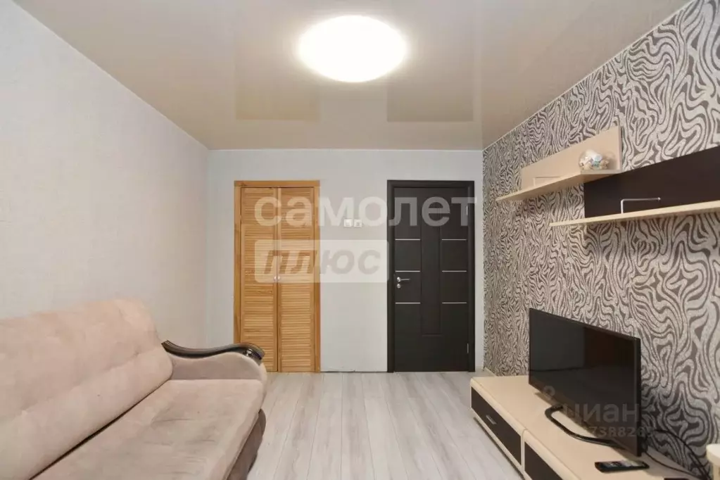 2-к кв. Кировская область, Киров Ленинградская ул., 10а (45.6 м) - Фото 2