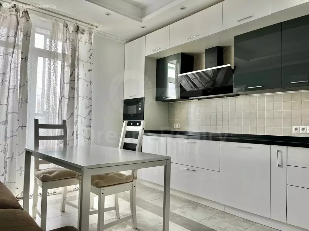 2-комнатная квартира: посёлок городского типа Молоково, ... - Фото 1
