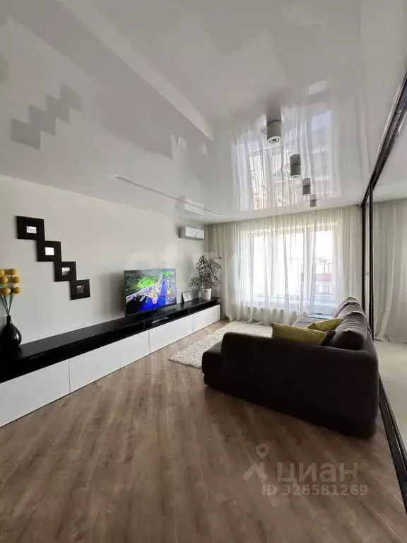 3-к кв. Тюменская область, Тюмень ул. Ю.-Р.Г. Эрвье, 28к2 (88.6 м) - Фото 1