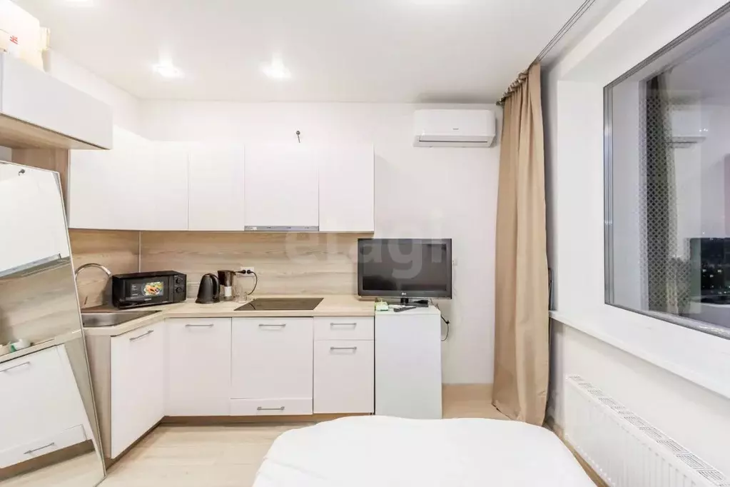 Студия Тюменская область, Тюмень ул. Андрея Кореневского, 11 (20.2 м) - Фото 0