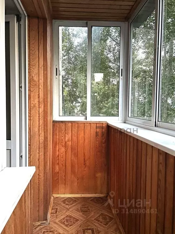 4-к кв. Челябинская область, Челябинск ул. Бурденюка, 16 (61.2 м) - Фото 1