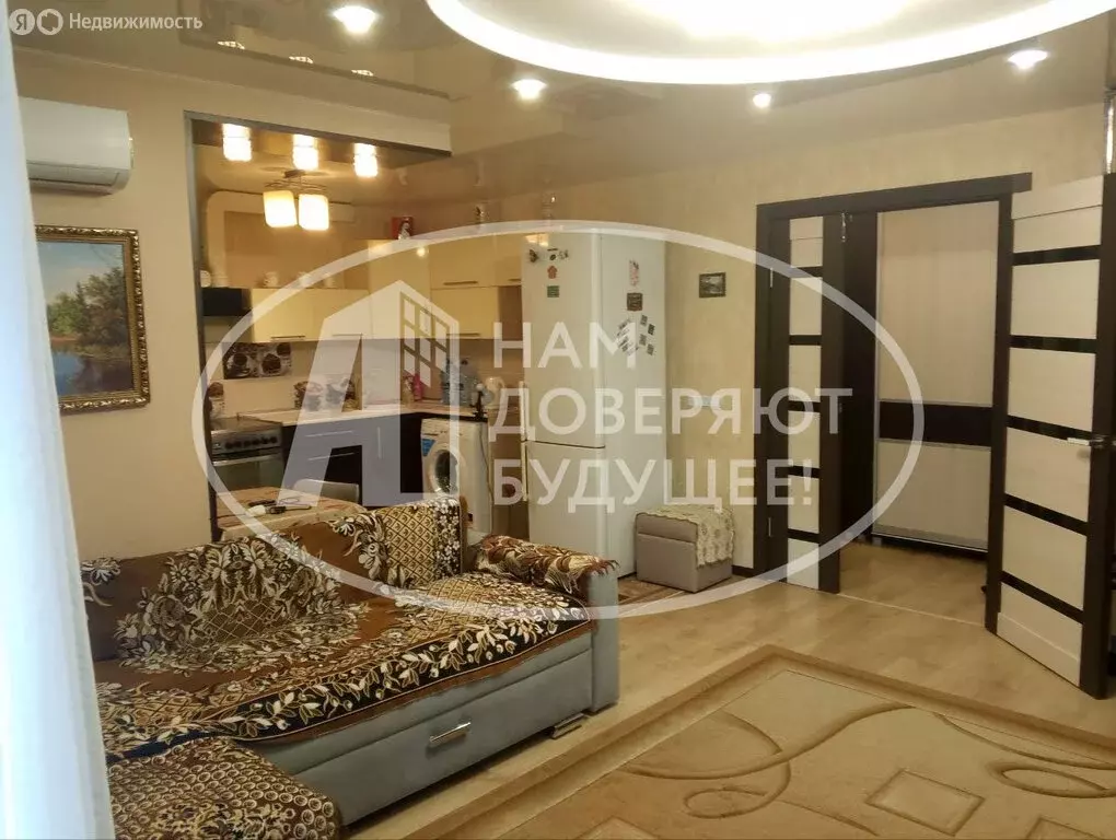 3-комнатная квартира: Глазов, улица Кирова, 53 (60.4 м) - Фото 0