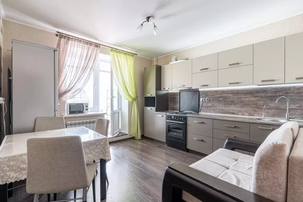 1-к кв. Татарстан, Казань ул. Салиха Батыева, 13 (43.1 м) - Фото 0