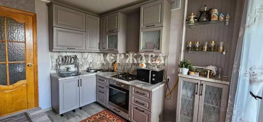 2-к кв. Белгородская область, Старый Оскол Углы мкр, 2 (50.0 м) - Фото 2