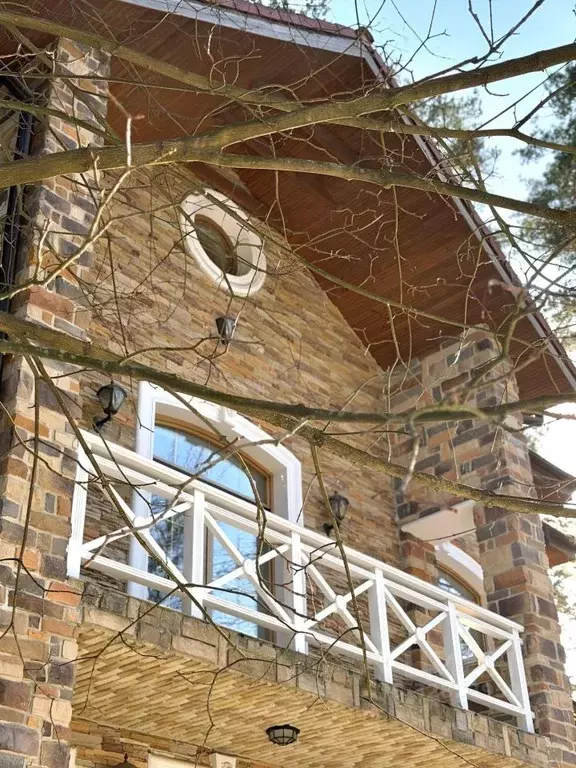 Дом в Московская область, Одинцовский городской округ, д. Жуковка 8/1 ... - Фото 1