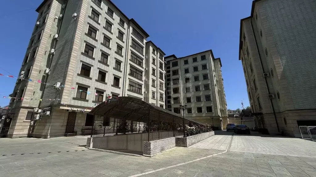 4-к кв. Дагестан, Махачкала ул. Циолковского, 11к1 (188.0 м) - Фото 1