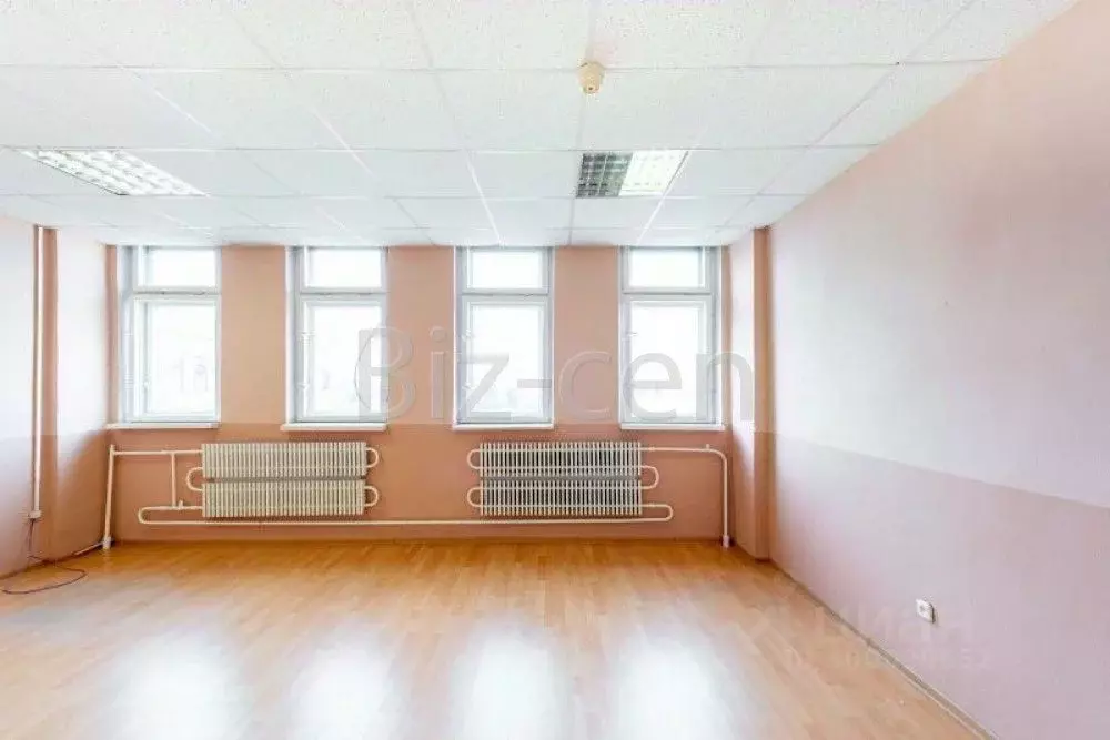 Офис в Санкт-Петербург пл. Конституции, 2 (919 м) - Фото 1