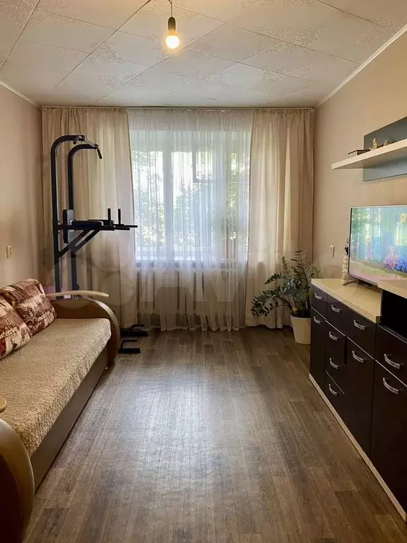 3-к. квартира, 56 м, 1/9 эт. - Фото 0