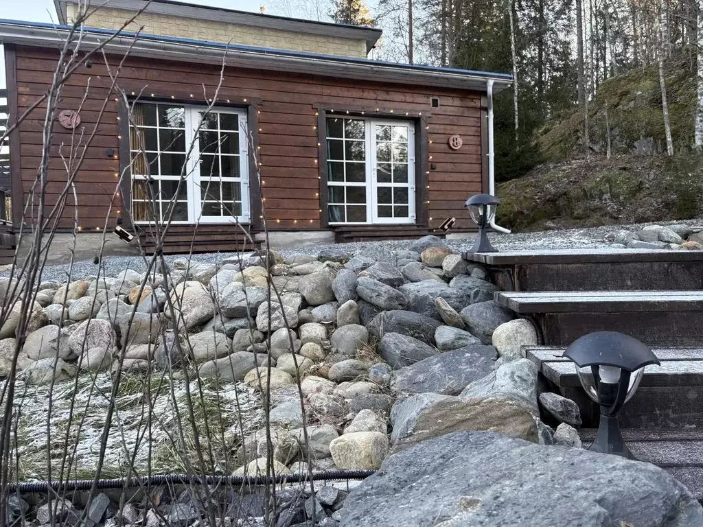 Дом в Карелия, Питкярантский муниципальный округ, пос. Ляскеля ул. ... - Фото 1