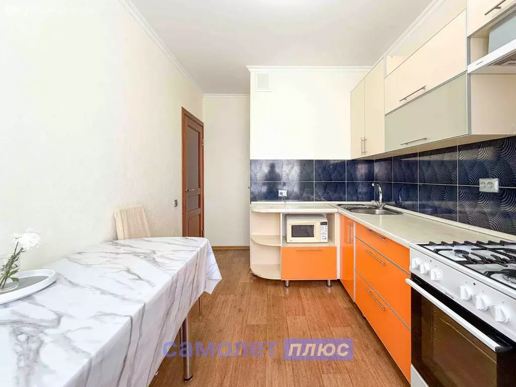 4-комнатная квартира: Чебоксары, бульвар Анатолия Миттова, 41 (78 м) - Фото 2