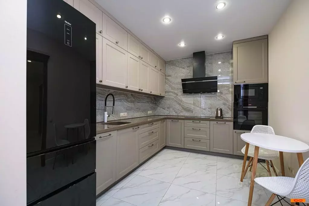 3-к кв. Новосибирская область, Новосибирск ул. Якушева, 33 (120.0 м) - Фото 1