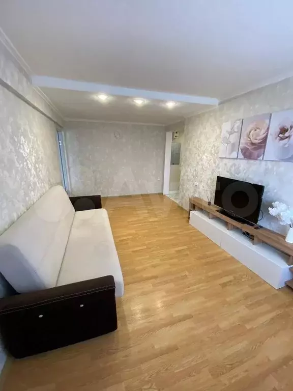 2-к. квартира, 52 м, 1/5 эт. - Фото 1