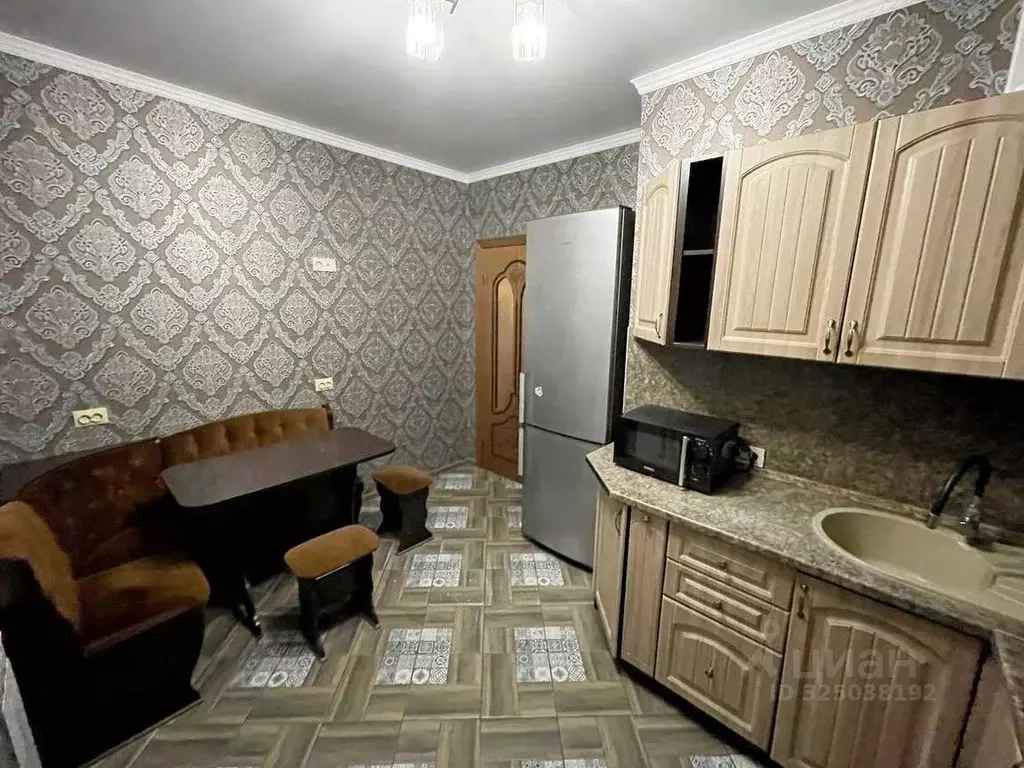 2-к кв. Белгородская область, Белгород ул. Чапаева, 14А (59.4 м) - Фото 2