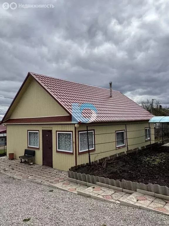 Дом в село Серафимовка, Центральная улица (68.8 м) - Фото 1