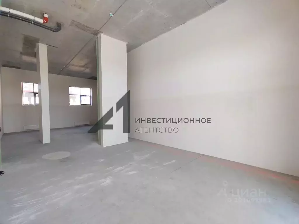 Торговая площадь в Тюменская область, Тюмень ул. Пожарных и ... - Фото 0