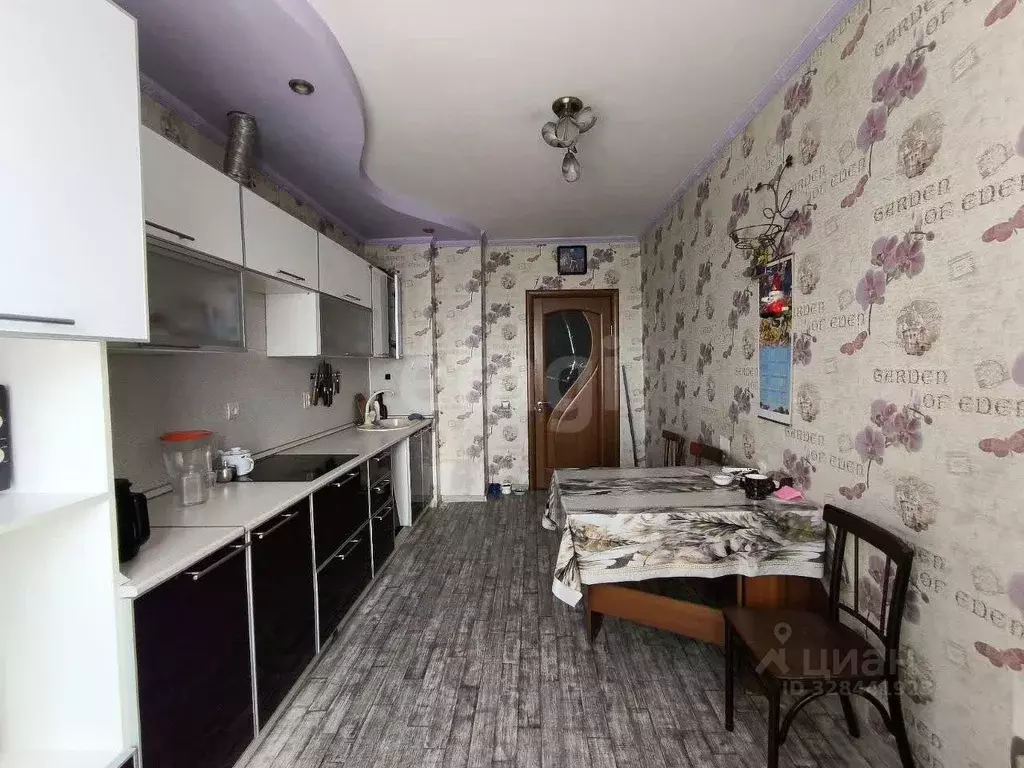 3-к кв. Бурятия, Улан-Удэ Ключевская ул., 76А (80.5 м) - Фото 1