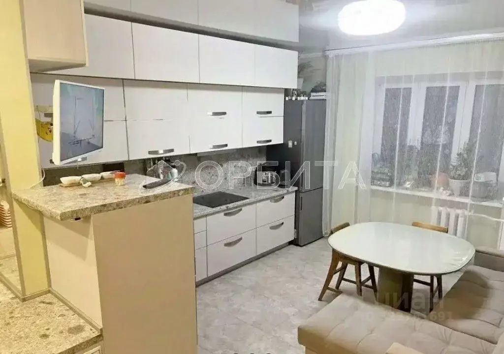 2-к кв. Тюменская область, Тюмень ул. Николая Семенова, 31 (75.0 м) - Фото 2