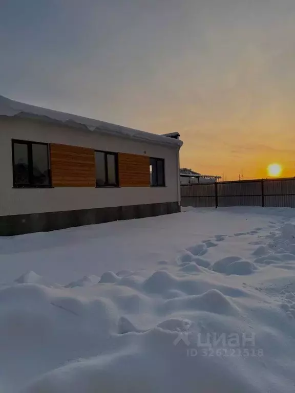 Участок в Московская область, Одинцовский городской округ, д. Малые ... - Фото 1