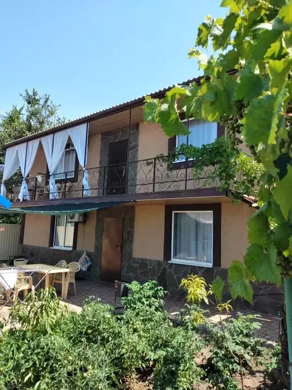Дом в Краснодарский край, Ейск ул. Гоголя, 85 (48 м) - Фото 1
